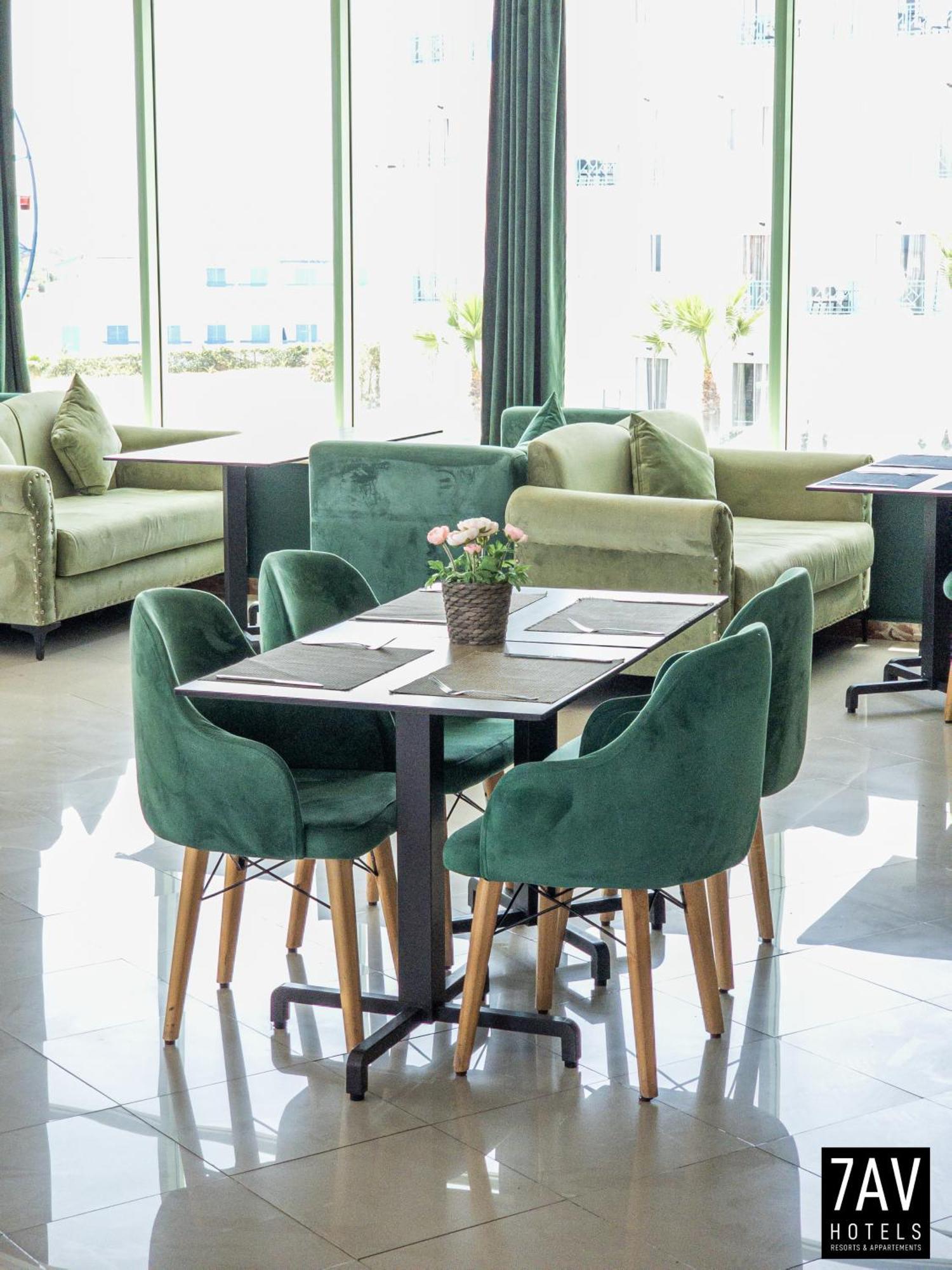 L'Escale Appart-Hotel By 7Av Hotels Marina Smir Exterior photo